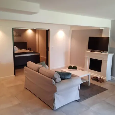 Souterrain Edelweiss Apartment